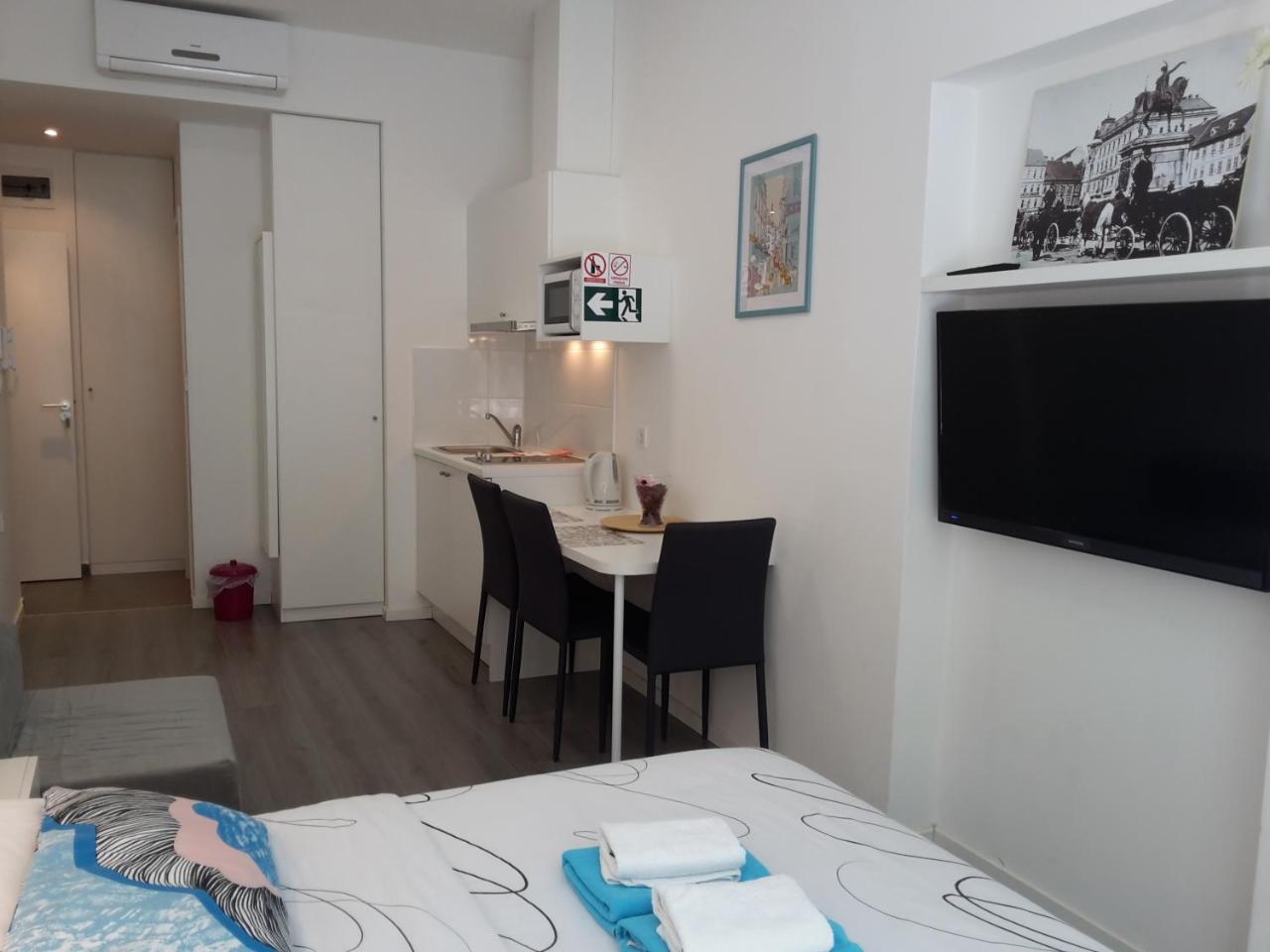Haustor Apartments ザグレブ エクステリア 写真